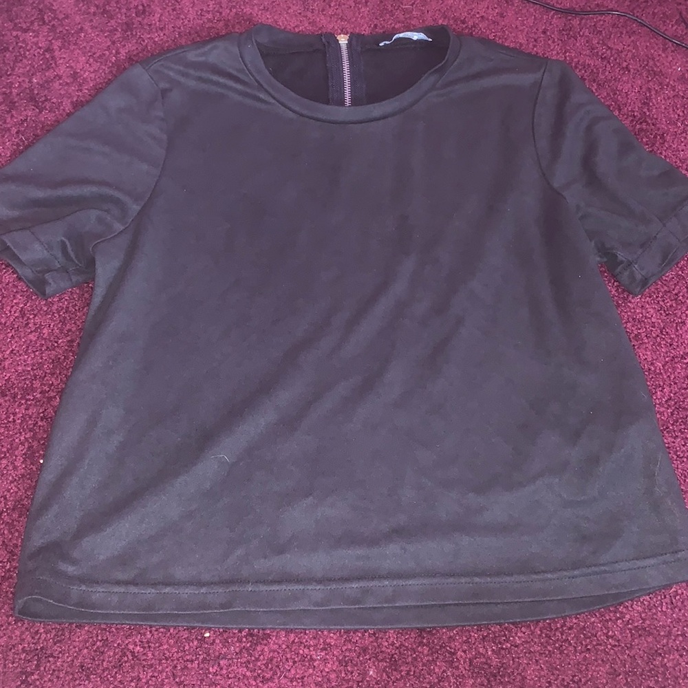 Short sleeve top